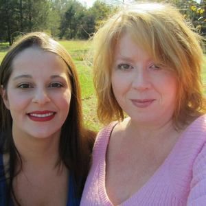 Meet your Posher, Cynthia